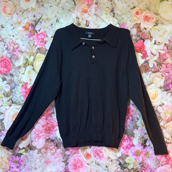 100% Merino Wool  Alfani Men's Dark Sweater with Buttoned Collar - Picture 4 of 8